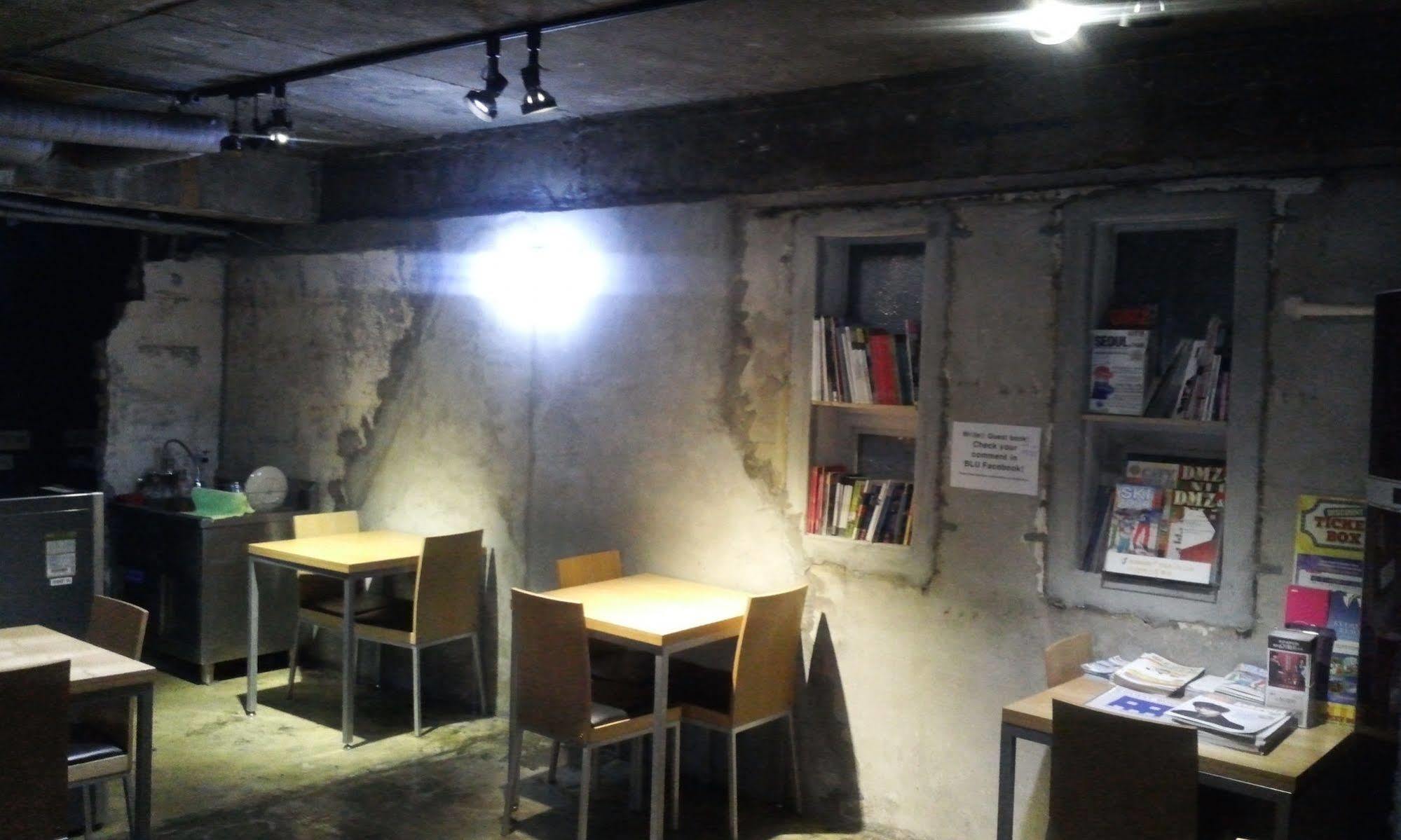 Oppa Hostel Seoul Exterior photo
